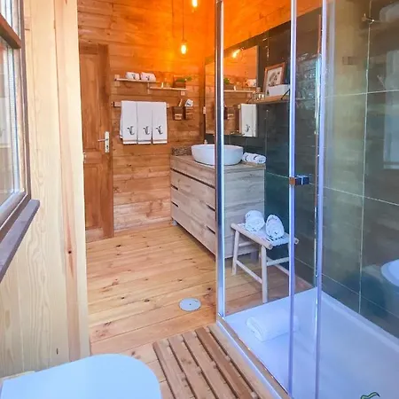 Vale Do Laranjal 아파트